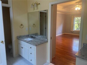5450 Heathridge Terrace in Duluth, GA - Building Photo - Building Photo