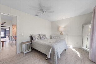 9802 Wildginger Dr in Ft. Myers, FL - Building Photo