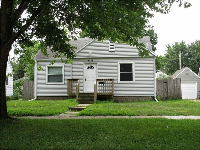 property at 1218 Vine St