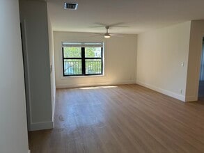 3460 NW 47th Ave in Coconut Creek, FL - Building Photo - Building Photo