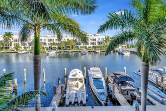 70 Hendricks Isle in Fort Lauderdale, FL - Foto de edificio - Building Photo