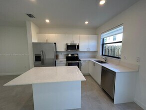 12977 SW 233rd Terrace in Miami, FL - Building Photo - Building Photo