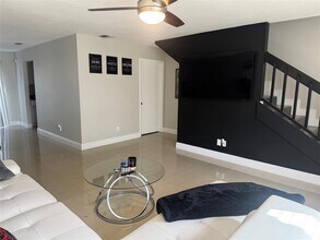 6104 Channel Dr in Greenacres, FL - Building Photo - Building Photo