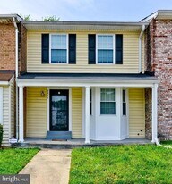 6044 St Moritz Dr in Temple Hills, MD - Building Photo