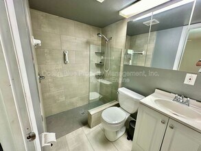 1301 S Howard Ave in Tampa, FL - Building Photo - Building Photo