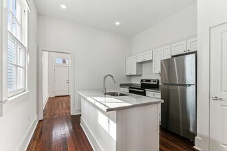 2513 Delachaise St in New Orleans, LA - Building Photo - Building Photo