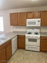 10463 Beautiful Fruit St in Las Vegas, NV - Building Photo - Building Photo