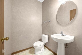 2843 Falling Waters Dr in Lindenhurst, IL - Building Photo - Building Photo