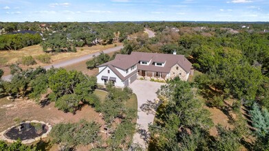 125 Brown Saddle Cv in Driftwood, TX - Building Photo - Building Photo