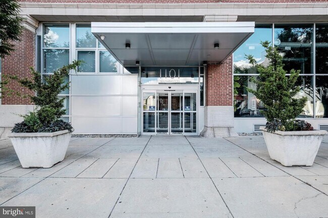 1101 Washington Ave, Unit 703 in Philadelphia, PA - Building Photo - Building Photo
