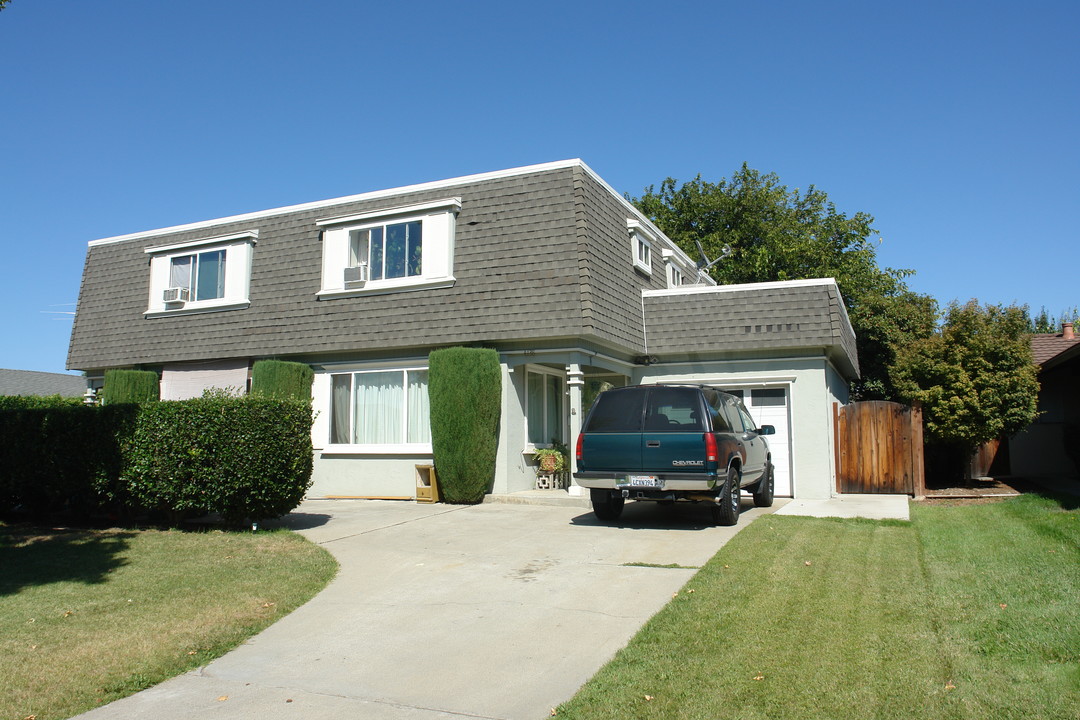 4138 Wessex Dr in San Jose, CA - Building Photo