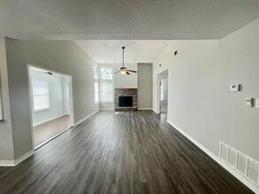 815 Boulevard De L'Orleans in Mary Esther, FL - Building Photo - Building Photo