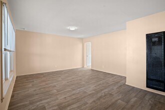 532 Loma Hermosa Dr NW in Albuquerque, NM - Building Photo - Building Photo