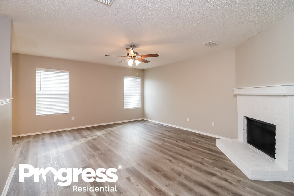 509 Brasenose St in Crowley, TX - Building Photo