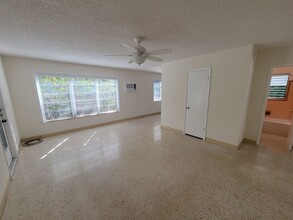 865 SE 20th Ave, Unit #5 in Deerfield Beach, FL - Building Photo - Building Photo
