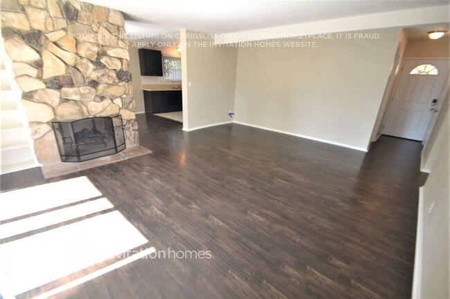 10544 Densmore Ave in Los Angeles, CA - Building Photo - Building Photo