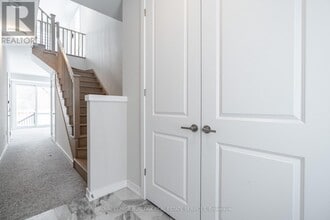 18 Folcroft St in Brampton, ON - Building Photo - Building Photo