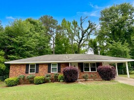 106 Hickory Dr in Petal, MS - Building Photo