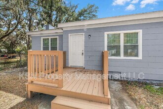 245 W 73rd St in Savannah, GA - Building Photo - Building Photo