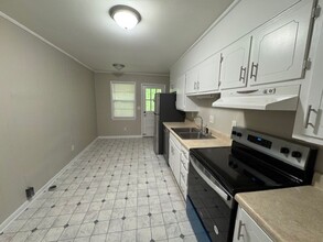 837 Old Trail Rd in Birmingham, AL - Building Photo - Building Photo