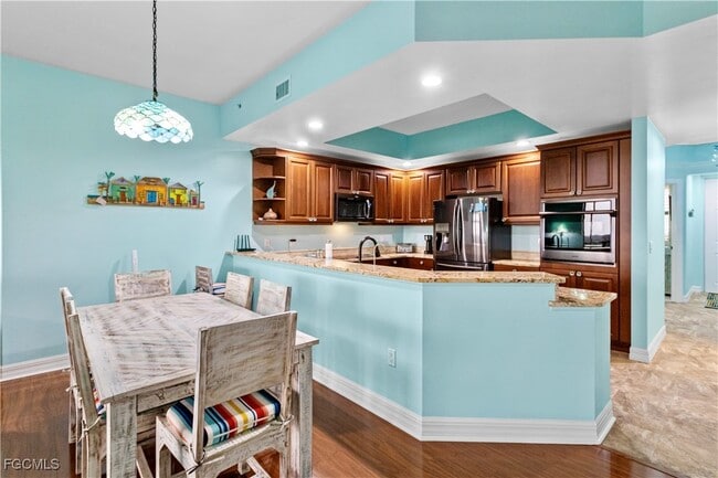 property at 14300 Riva Del Lago Dr