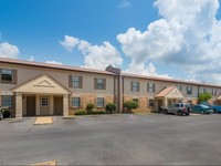 Eden Manor in Pascagoula, MS - Foto de edificio - Building Photo