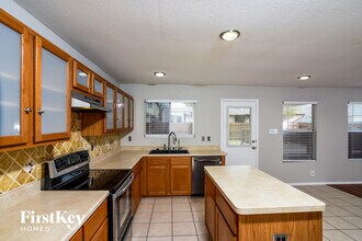 6107 Hart Cliff in San Antonio, TX - Building Photo - Building Photo