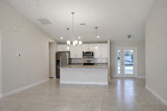 2600 NW 4th Ave in Cape Coral, FL - Building Photo - Building Photo