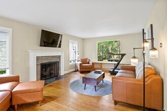 485 Oakridge Dr in Irondequoit, NY - Building Photo - Building Photo