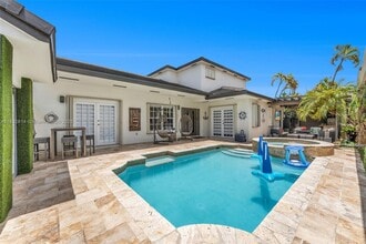 14793 NW 87th Pl in Miami Lakes, FL - Building Photo - Building Photo