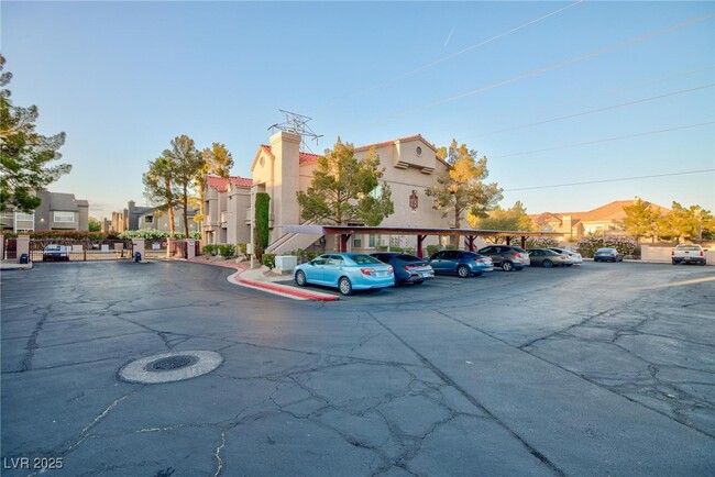 5225 W Reno Ave in Las Vegas, NV - Building Photo - Building Photo