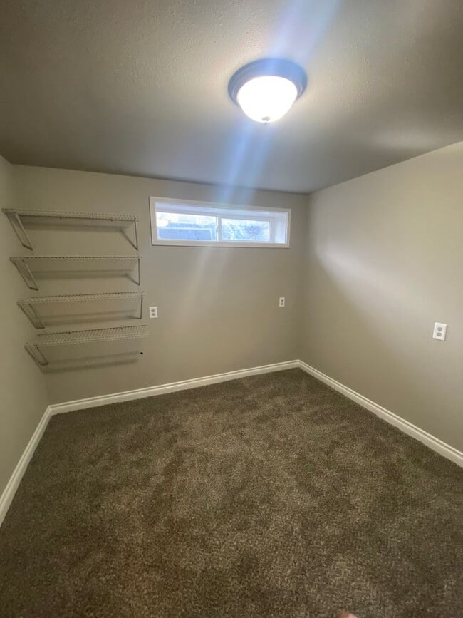 914 S 16th Ave in Yakima, WA - Building Photo - Building Photo