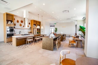 The Clemow in Ottawa, ON - Building Photo - Building Photo