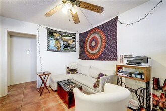 803 W 28th St in Austin, TX - Foto de edificio - Building Photo