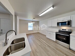 28918 Village Creek Loop in Spring, TX - Foto de edificio - Building Photo