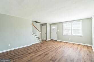 817 Colwell Rd in Swarthmore, PA - Building Photo - Building Photo