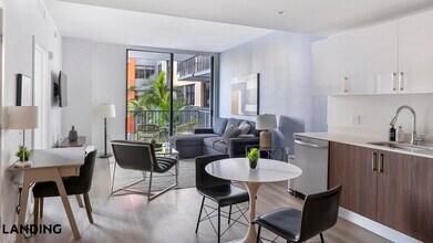 3830 NW 11th St, Unit 1-201 in Miami, FL - Building Photo - Building Photo