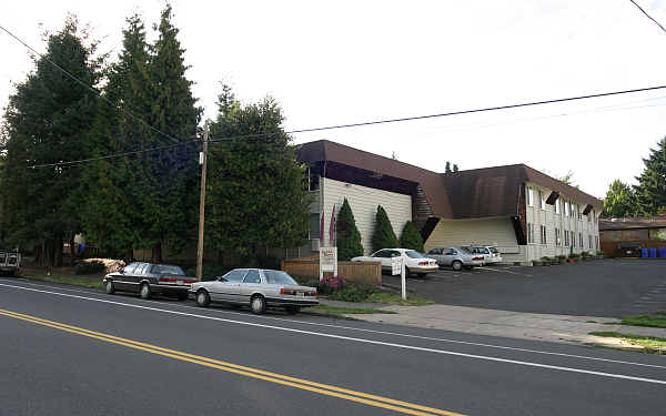 Maplewood Court in Portland, OR - Building Photo - Building Photo