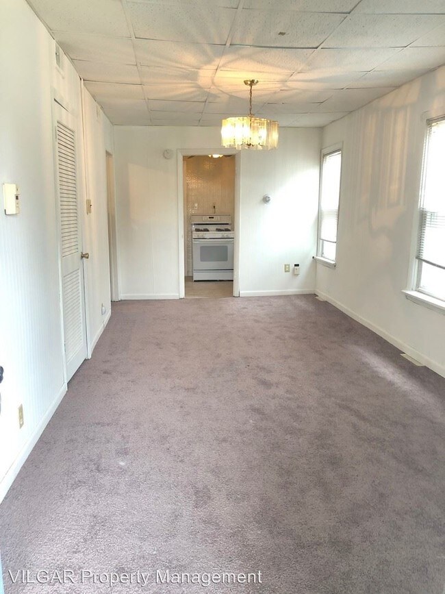 4013 Melville Ave in East Chicago, IN - Building Photo - Building Photo