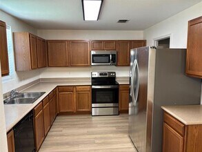 803 Moss Glen Trail in Arlington, TX - Building Photo - Building Photo