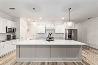 1425 SW 67th Dr in Gainesville, FL - Building Photo - Building Photo