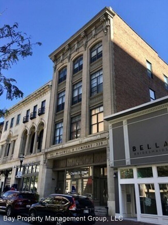 341 N Charles St in Baltimore, MD - Foto de edificio - Building Photo