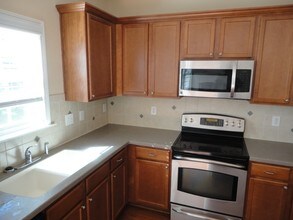 228 Pearson Pl in Clayton, NC - Building Photo - Building Photo