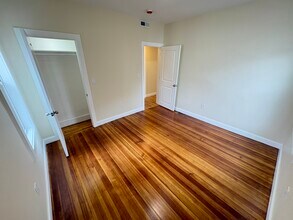 7 Lowell Cir in Somerville, MA - Foto de edificio - Building Photo