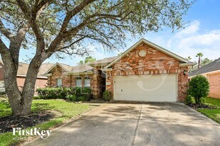 23722 River Pl Dr in Katy, TX - Building Photo