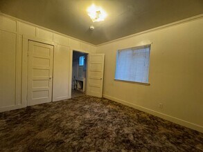 615 Ash St in Westwood, CA - Building Photo - Building Photo