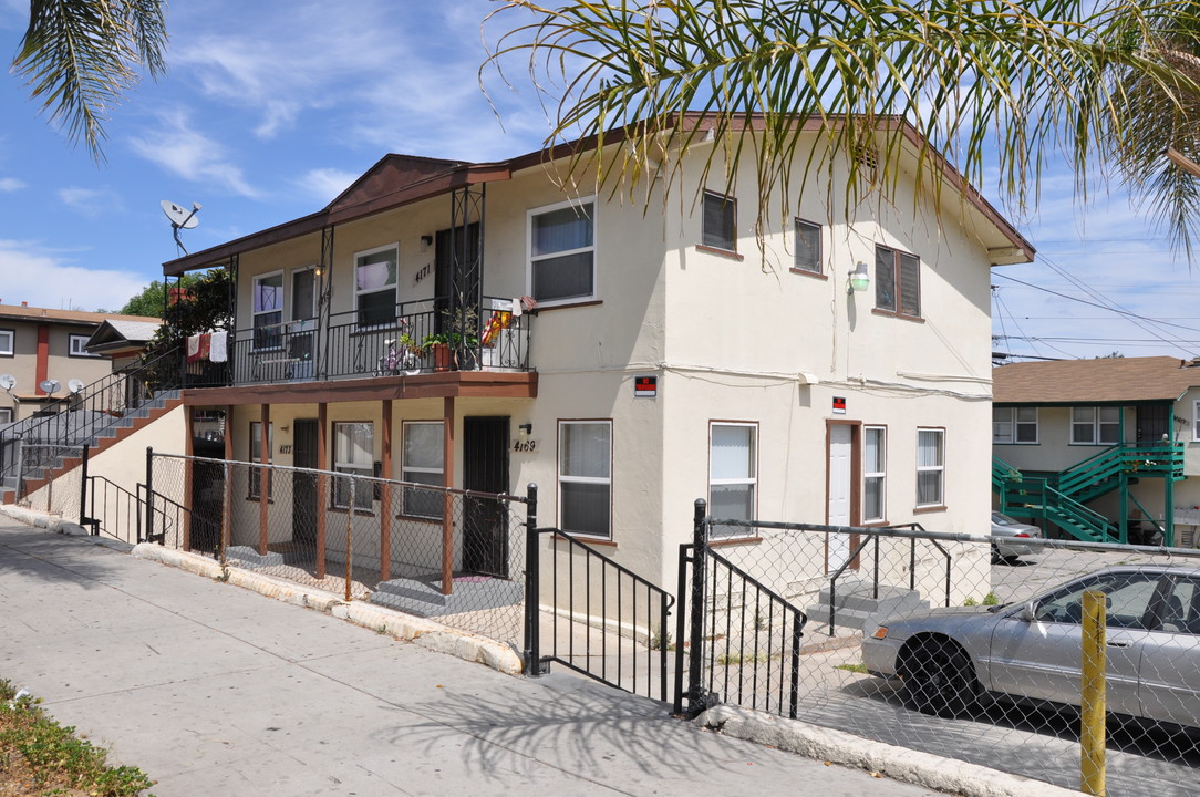 4165-4175 Euclid Ave in San Diego, CA - Foto de edificio