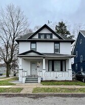 924 Sherman Ave in South Bend, IN - Building Photo