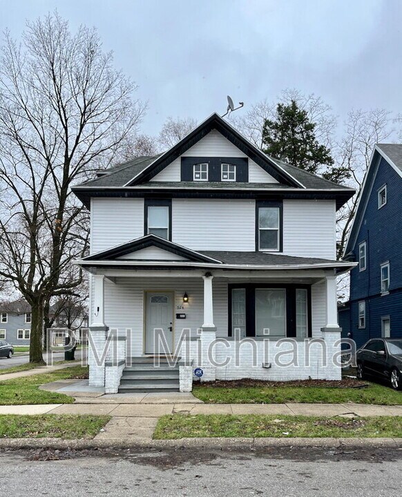 924 Sherman Ave in South Bend, IN - Building Photo