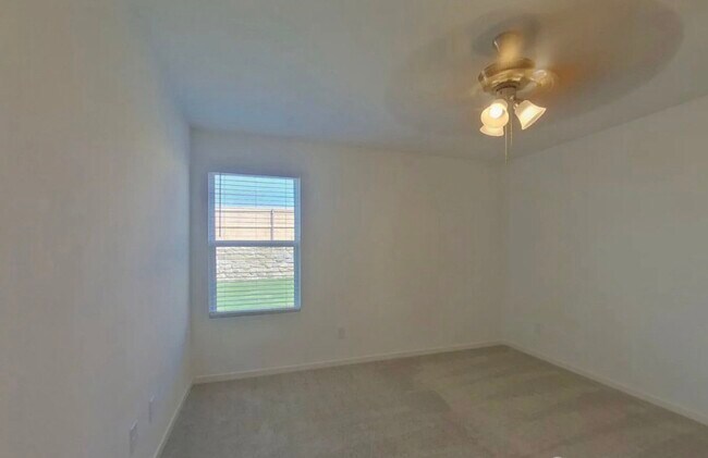 10705 Dusty Rnch Rd in Fort Worth, TX - Building Photo - Building Photo